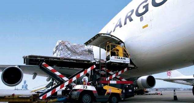 丝织品可以采用哪种航空货物运方式：航空快递或集中托运
